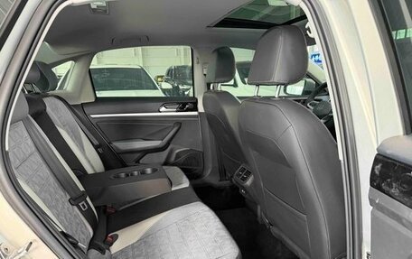 Volkswagen Lavida, 2023 год, 1 687 000 рублей, 16 фотография