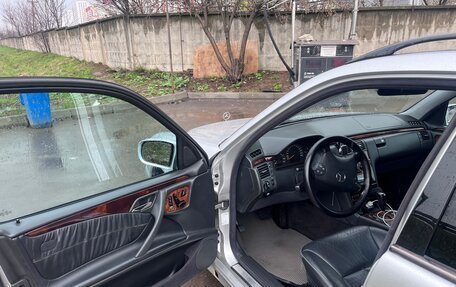 Mercedes-Benz E-Класс, 2000 год, 1 300 000 рублей, 14 фотография