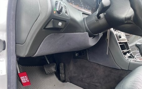 Mercedes-Benz E-Класс, 2000 год, 1 300 000 рублей, 24 фотография