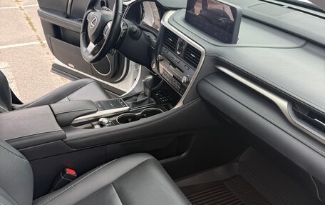 Lexus RX IV рестайлинг, 2021 год, 7 500 000 рублей, 13 фотография