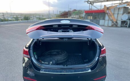 Hyundai Solaris II рестайлинг, 2018 год, 950 000 рублей, 5 фотография