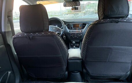 Hyundai Solaris II рестайлинг, 2018 год, 950 000 рублей, 6 фотография