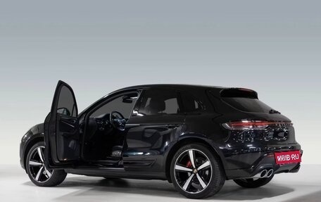 Porsche Macan I рестайлинг, 2022 год, 7 268 000 рублей, 2 фотография