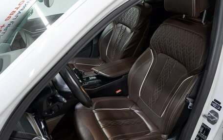 BMW 5 серия, 2020 год, 4 569 000 рублей, 15 фотография