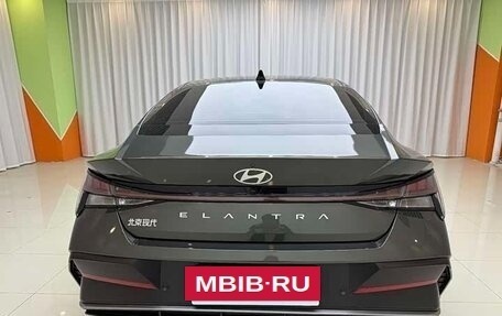 Hyundai Elantra, 2023 год, 1 590 000 рублей, 6 фотография
