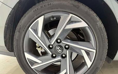 Hyundai Elantra, 2023 год, 1 590 000 рублей, 18 фотография