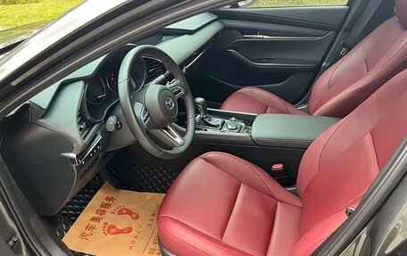 Mazda 3, 2023 год, 1 890 000 рублей, 13 фотография