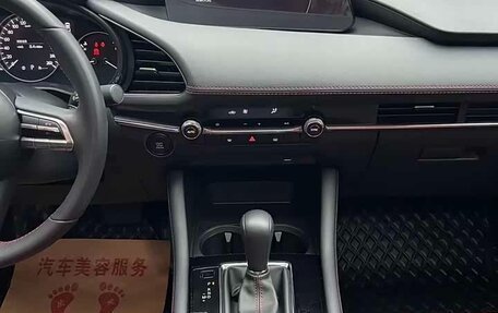 Mazda 3, 2023 год, 1 890 000 рублей, 18 фотография