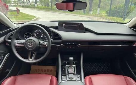 Mazda 3, 2023 год, 1 890 000 рублей, 14 фотография