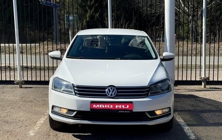 Volkswagen Passat B7, 2012 год, 1 359 000 рублей, 2 фотография