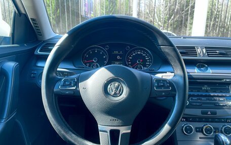 Volkswagen Passat B7, 2012 год, 1 359 000 рублей, 12 фотография