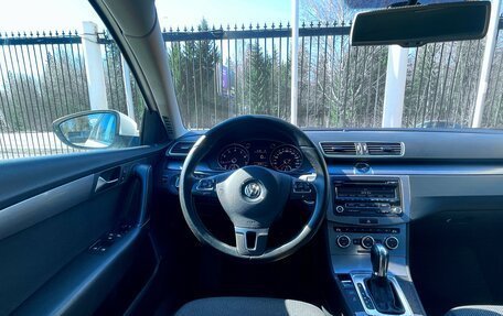 Volkswagen Passat B7, 2012 год, 1 359 000 рублей, 11 фотография