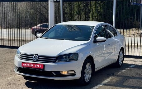 Volkswagen Passat B7, 2012 год, 1 359 000 рублей, 3 фотография