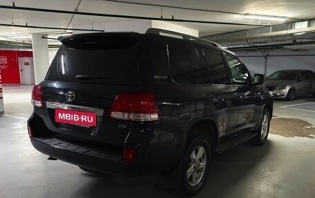 Toyota Land Cruiser 200, 2011 год, 3 185 000 рублей, 5 фотография