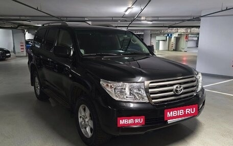 Toyota Land Cruiser 200, 2011 год, 3 185 000 рублей, 3 фотография
