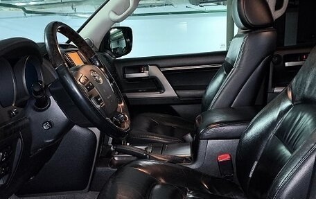 Toyota Land Cruiser 200, 2011 год, 3 185 000 рублей, 9 фотография