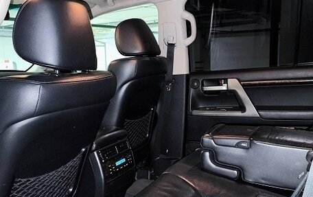 Toyota Land Cruiser 200, 2011 год, 3 185 000 рублей, 10 фотография