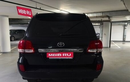 Toyota Land Cruiser 200, 2011 год, 3 185 000 рублей, 6 фотография