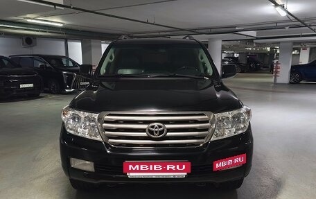 Toyota Land Cruiser 200, 2011 год, 3 185 000 рублей, 2 фотография
