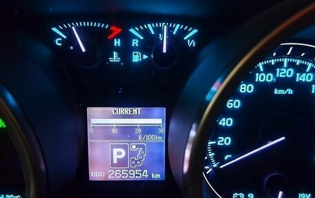 Toyota Land Cruiser 200, 2011 год, 3 185 000 рублей, 14 фотография