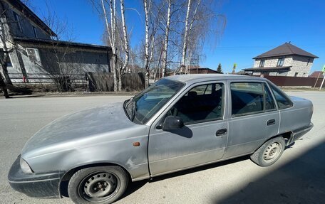 Daewoo Nexia I рестайлинг, 2002 год, 90 000 рублей, 6 фотография