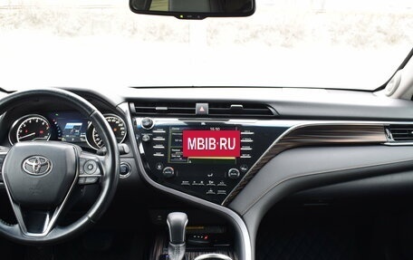 Toyota Camry, 2020 год, 2 797 000 рублей, 17 фотография