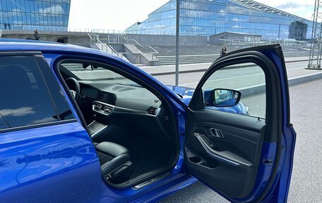 BMW 3 серия, 2019 год, 3 850 000 рублей, 10 фотография