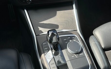 BMW 3 серия, 2019 год, 3 850 000 рублей, 19 фотография