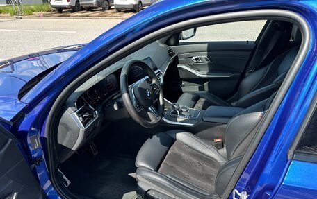 BMW 3 серия, 2019 год, 3 850 000 рублей, 27 фотография