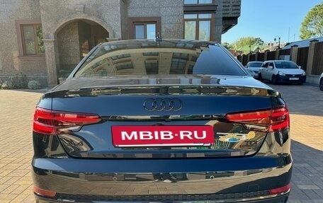 Audi A4, 2017 год, 2 950 000 рублей, 4 фотография