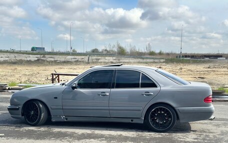 Mercedes-Benz E-Класс, 1996 год, 500 000 рублей, 5 фотография