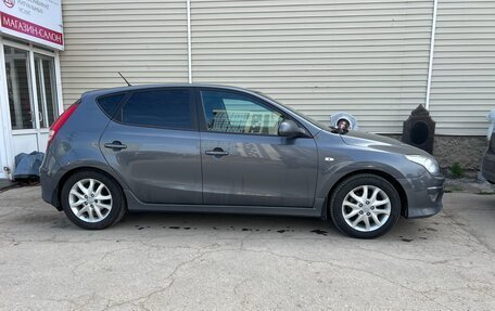 Hyundai i30 I, 2011 год, 555 000 рублей, 2 фотография