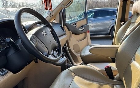 Hyundai Grand Starex Grand Starex I рестайлинг 2, 2010 год, 1 400 000 рублей, 10 фотография