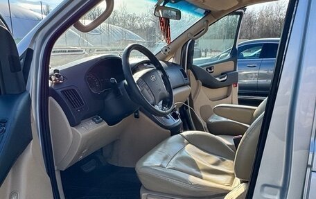 Hyundai Grand Starex Grand Starex I рестайлинг 2, 2010 год, 1 400 000 рублей, 11 фотография