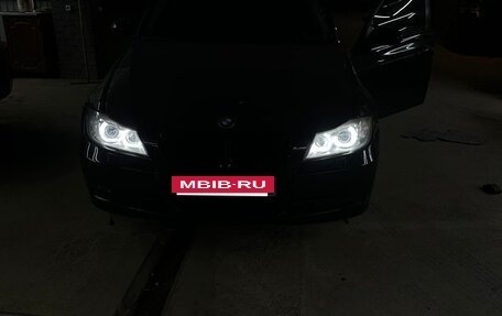 BMW 3 серия, 2006 год, 600 000 рублей, 13 фотография