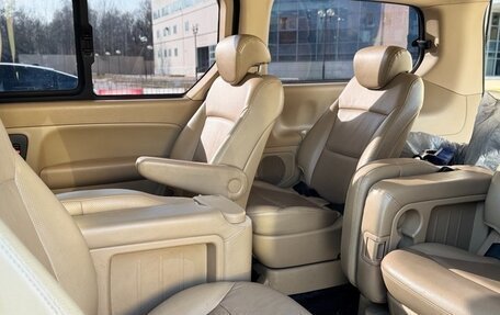 Hyundai Grand Starex Grand Starex I рестайлинг 2, 2010 год, 1 400 000 рублей, 19 фотография