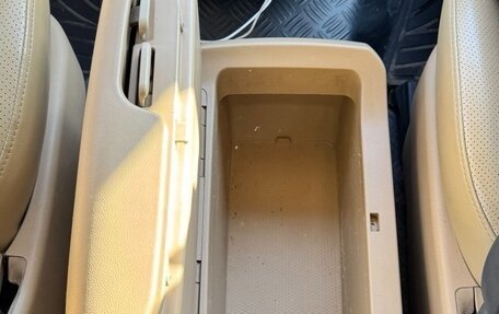 Hyundai Grand Starex Grand Starex I рестайлинг 2, 2010 год, 1 400 000 рублей, 16 фотография