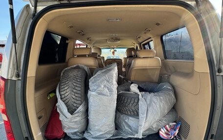 Hyundai Grand Starex Grand Starex I рестайлинг 2, 2010 год, 1 400 000 рублей, 27 фотография