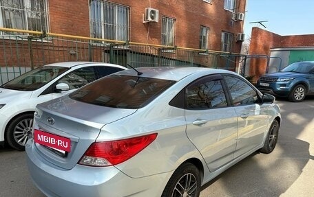 Hyundai Solaris II рестайлинг, 2011 год, 600 000 рублей, 3 фотография