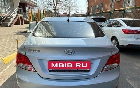 Hyundai Solaris II рестайлинг, 2011 год, 600 000 рублей, 6 фотография
