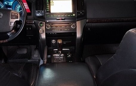 Toyota Land Cruiser 200, 2011 год, 3 406 000 рублей, 13 фотография