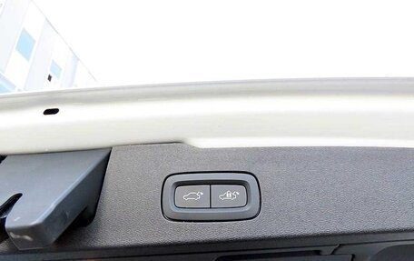 Volvo V60 Cross Country II, 2022 год, 4 585 000 рублей, 9 фотография