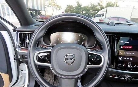 Volvo V60 Cross Country II, 2022 год, 4 585 000 рублей, 12 фотография