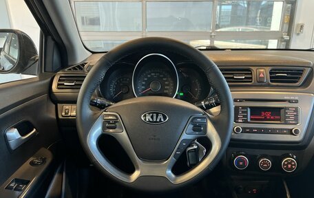 KIA Rio III рестайлинг, 2016 год, 815 000 рублей, 10 фотография