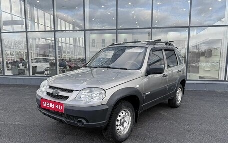 Chevrolet Niva I рестайлинг, 2015 год, 630 000 рублей, 1 фотография