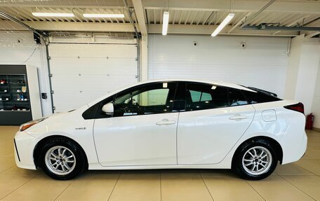 Toyota Prius IV XW50, 2019 год, 2 199 900 рублей, 3 фотография