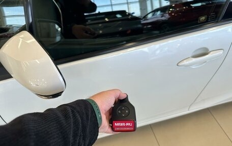 Toyota Prius IV XW50, 2019 год, 2 199 900 рублей, 21 фотография