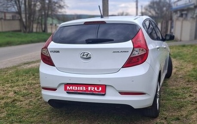 Hyundai Solaris II рестайлинг, 2015 год, 1 000 000 рублей, 1 фотография