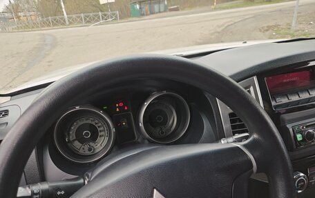 Mitsubishi Pajero IV, 2015 год, 3 000 000 рублей, 1 фотография