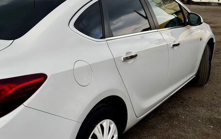 Opel Astra J, 2013 год, 780 000 рублей, 9 фотография